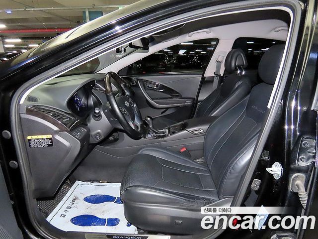 Hyundai Grandeur 2015 — photo 6