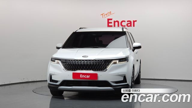 Kia Canival 2021 — photo 3