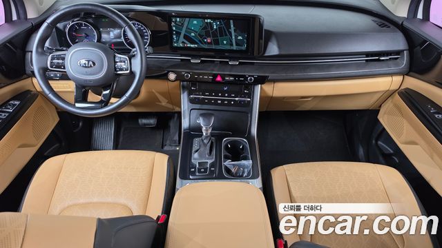 Kia Canival 2021 — photo 10