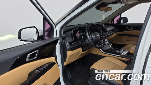 Kia Canival 2021 — photo 13