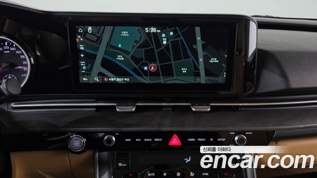 Kia Canival 2021 — photo 19