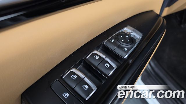 Kia Canival 2021 — photo 30