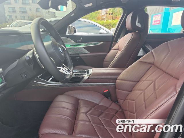 BMW 7-Series 2024 — photo 7