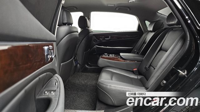 Hyundai Equus 2014 — photo 11