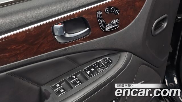 Hyundai Equus 2014 — photo 18