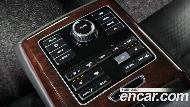 Hyundai Equus 2014 — photo 20