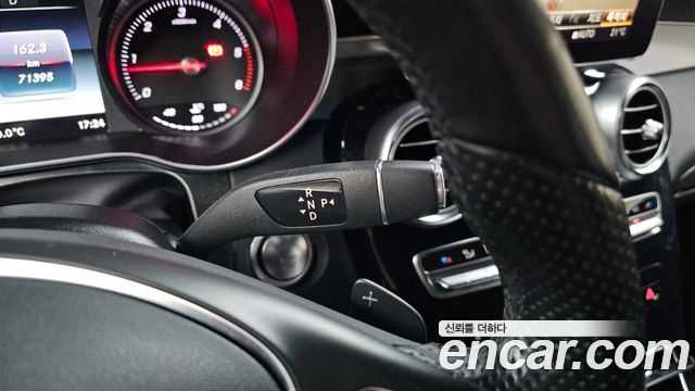 Mercedes-Benz GLC-Class 2018 — photo 12