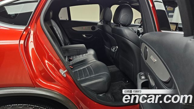 Mercedes-Benz GLC-Class 2018 — photo 17