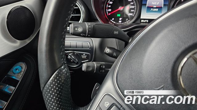 Mercedes-Benz GLC-Class 2018 — photo 22