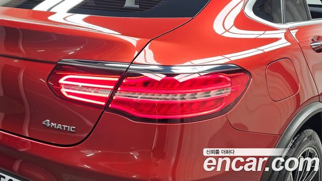Mercedes-Benz GLC-Class 2018 — photo 9