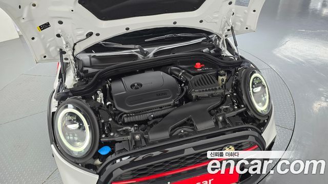 Mini Cooper 2024 — photo 6
