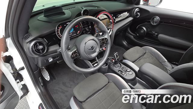 Mini Cooper 2024 — photo 10