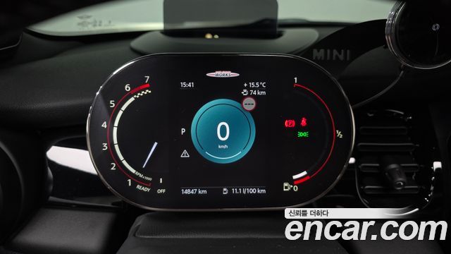 Mini Cooper 2024 — photo 11