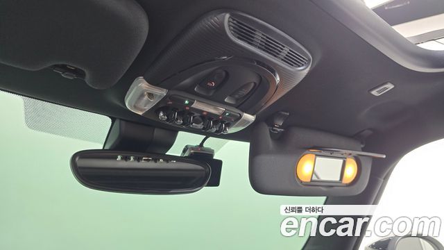 Mini Cooper 2024 — photo 26