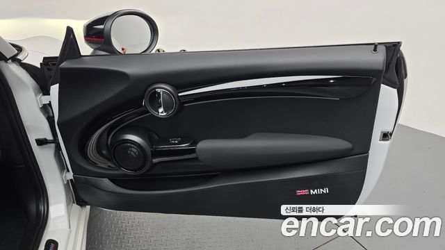 Mini Cooper 2024 — photo 15