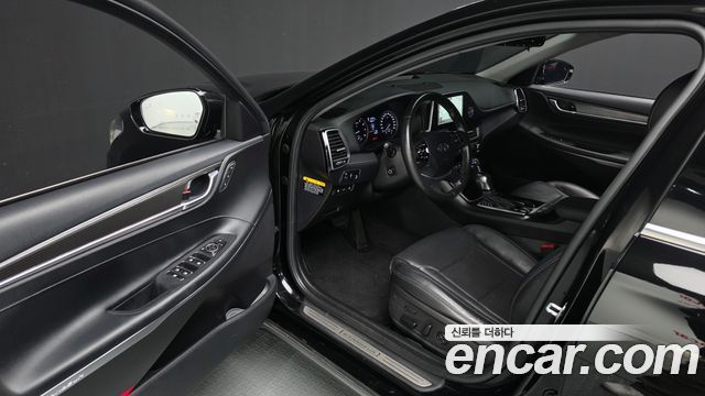 Hyundai Grandeur 2018 — photo 13