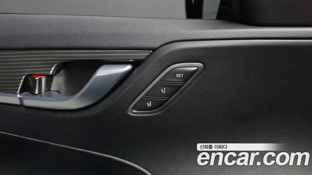 Hyundai Grandeur 2018 — photo 25