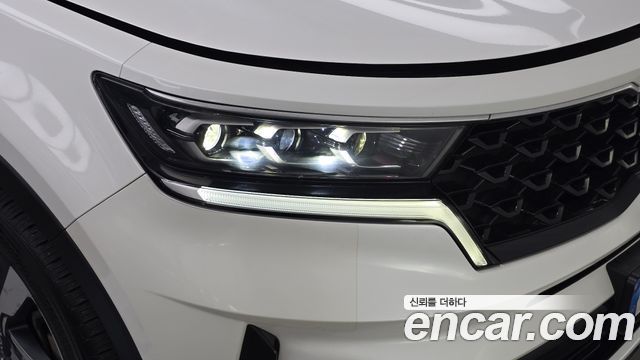 Kia Sorento 2023 — photo 8