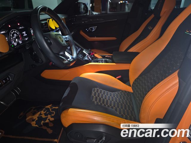 Lamborghini Urus 2022 — photo 7