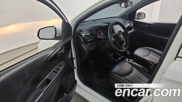Chevrolet Korea Spark 2022 — photo 13