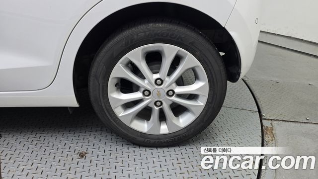 Chevrolet Korea Spark 2022 — photo 7