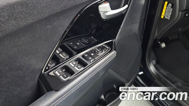 Kia Niro 2018 — photo 13