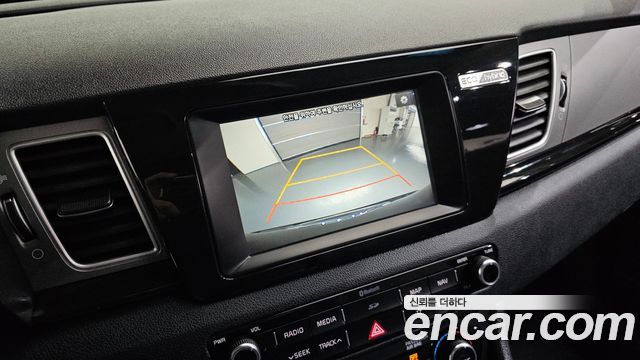 Kia Niro 2018 — photo 17