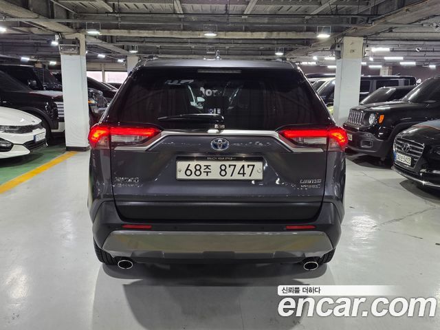 Toyota RAV4 2019 — photo 4