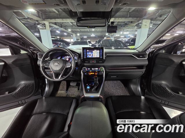 Toyota RAV4 2019 — photo 6