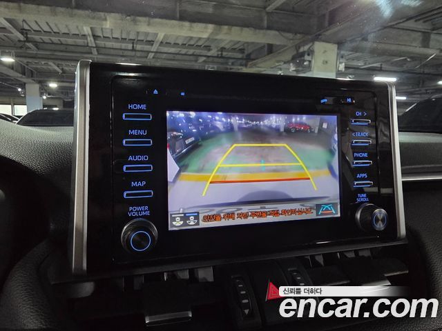Toyota RAV4 2019 — photo 13