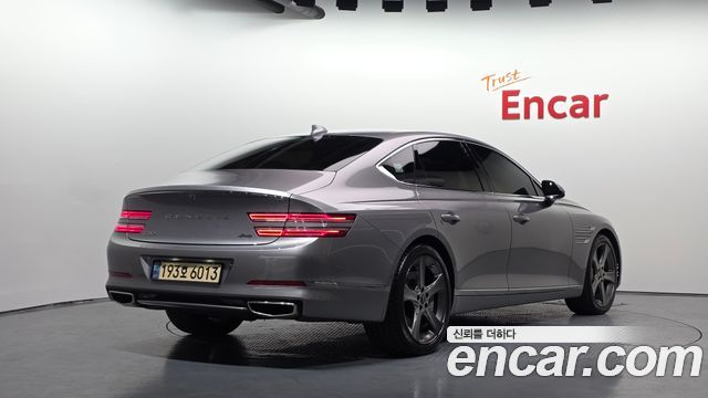 Genesis G80 2023 — photo 2