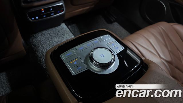 Genesis G80 2023 — photo 19