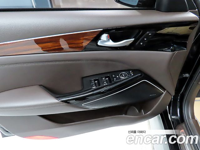 Kia K7 2016 — photo 14