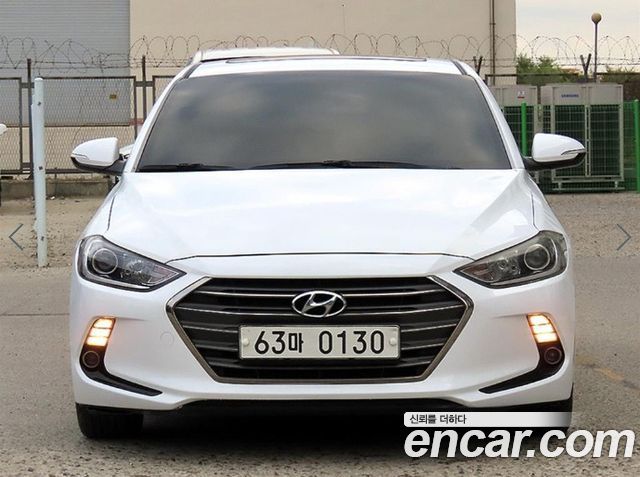 Hyundai AVANTE 2016 — photo 1