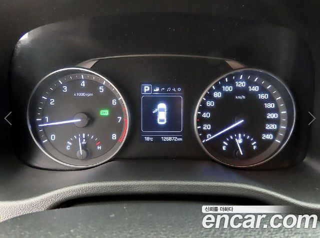 Hyundai AVANTE 2016 — photo 9