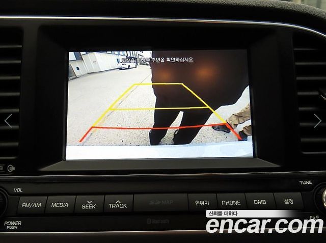Hyundai AVANTE 2016 — photo 15