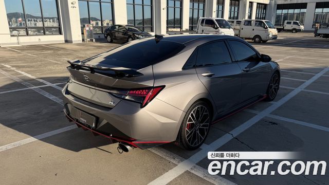 Hyundai AVANTE 2023 — photo 3
