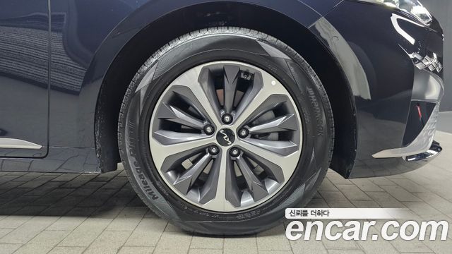 Kia K8 2023 — photo 7