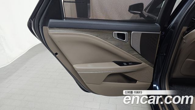 Kia K8 2023 — photo 15