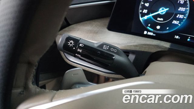 Kia K8 2023 — photo 28