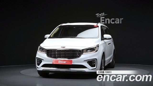 Kia Canival 2020 — photo 3