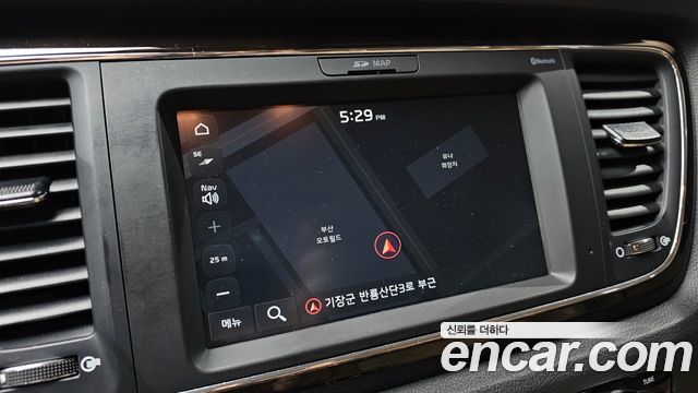 Kia Canival 2020 — photo 13