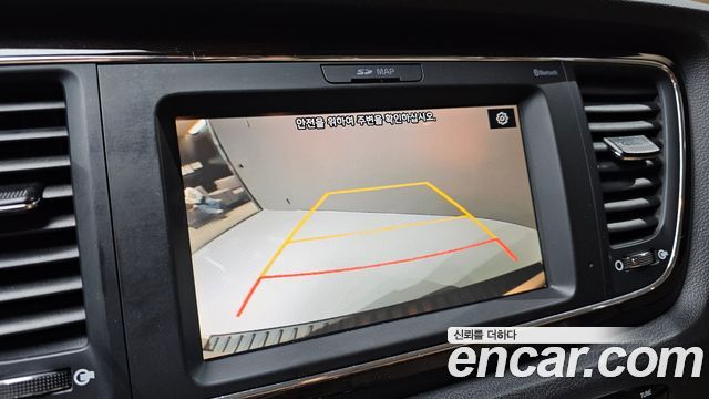 Kia Canival 2020 — photo 14