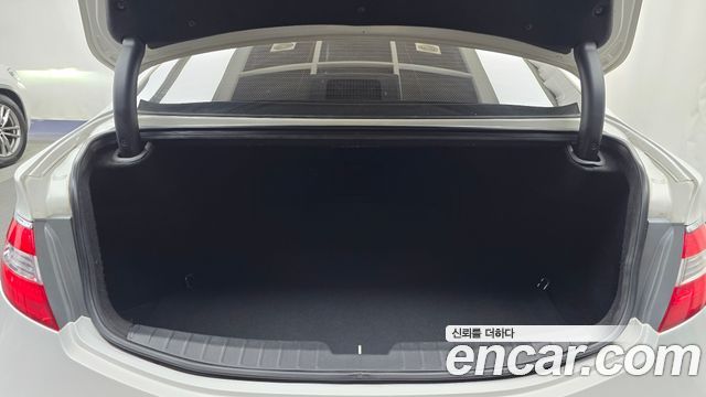 Hyundai Grandeur 2011 — photo 20