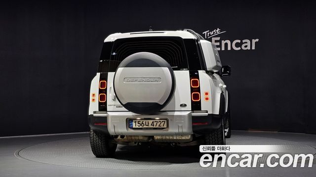 Land Rover Defender 2020 — photo 4