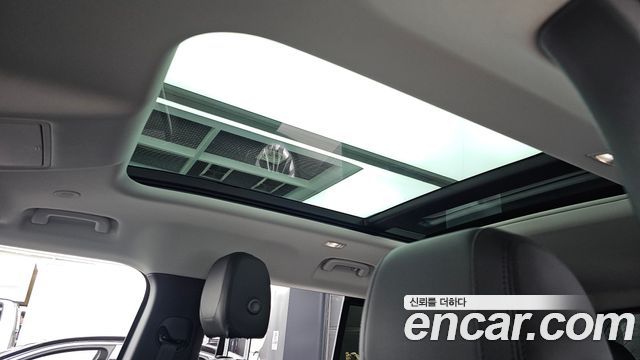Land Rover Defender 2020 — photo 25