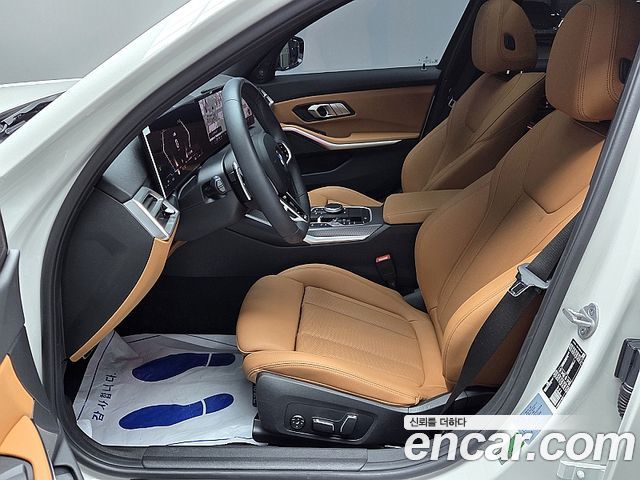 BMW 3-Series 2025 — photo 12