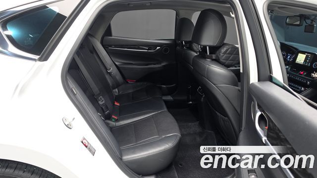 Hyundai Grandeur 2018 — photo 17