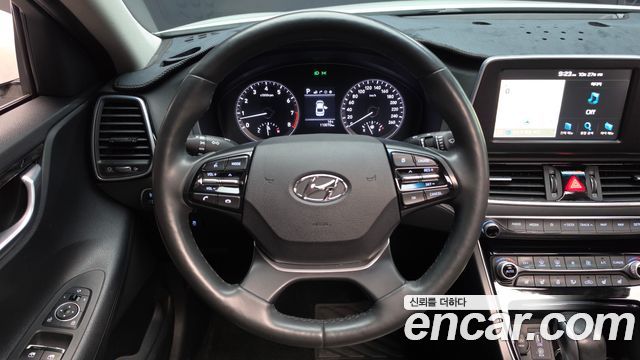 Hyundai Grandeur 2018 — photo 18
