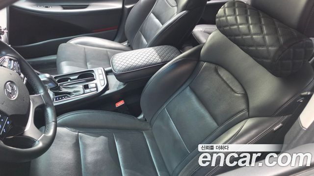 Hyundai Grandeur 2018 — photo 31